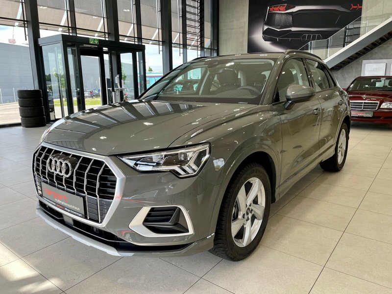 Audi Q3 35 TFSI advanced Virtua l|AHK|LED|NAVI|ASS|