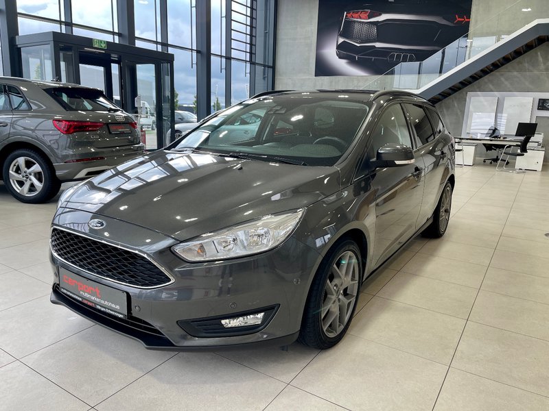 Ford Focus Turnier Business/Navi/PDC/SHZ