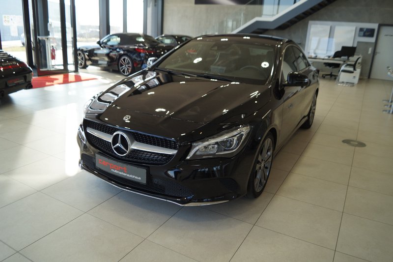Mercedes-Benz CLA 180 LED TEMPOMAT COMAND SHZ Junge Sterne