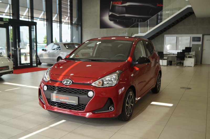 Hyundai i10 YES! TEMPOMAT KLIMA SHZ 1.HAND