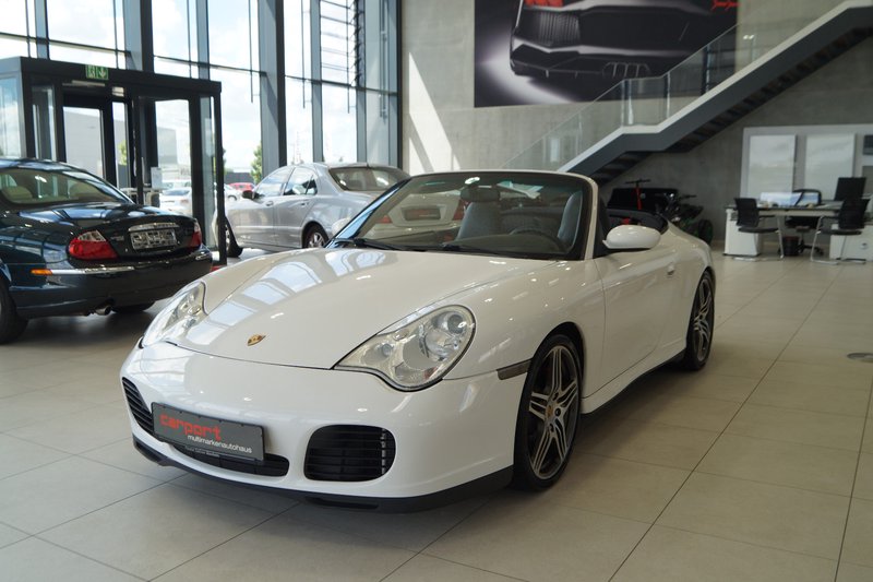 Porsche 911 996 Carrera 4S Cabriolet Bi-Xen. SHZ Navi