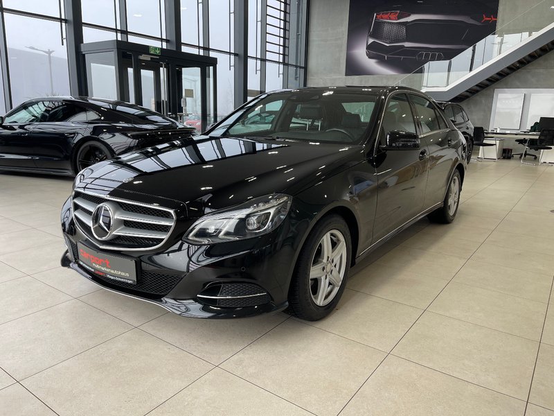 Mercedes-Benz E 300 BlueTec AVANTGARDE ILS DISTR. MASSAGE SHZ