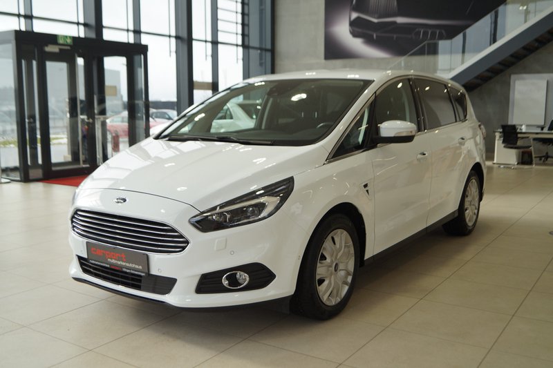 Ford S-Max Titanium 2.0TDCI Aut. KAMERA|ACC|LED|NAVI