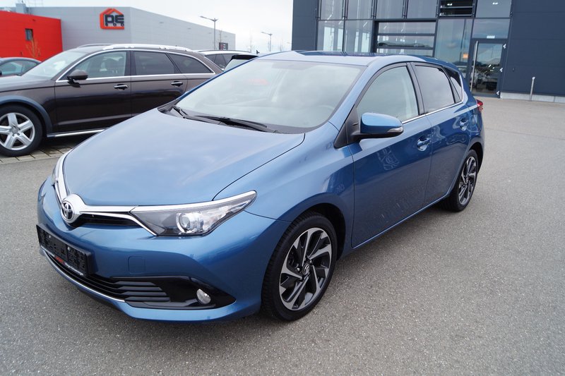 Toyota Auris Design Edition KAMERA TEMPO