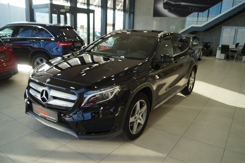 Mercedes-Benz GLA 220d 4Matic AMG PANO XENON SHZ NAVI