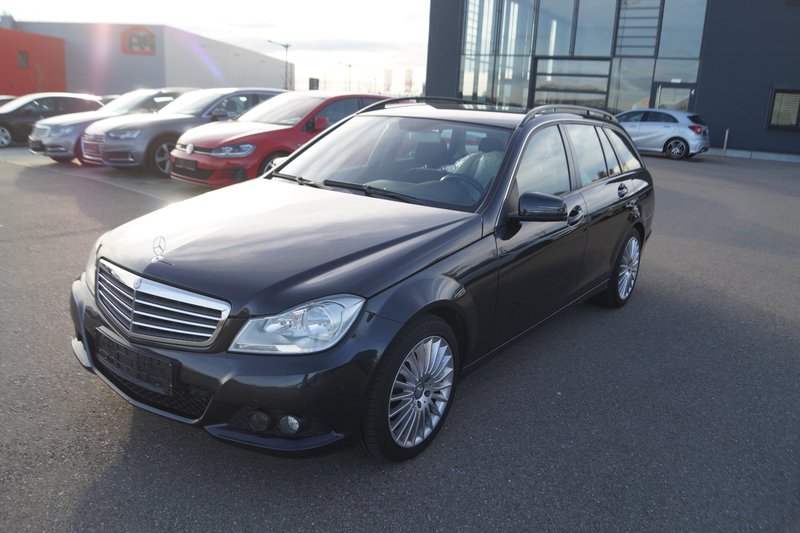 Mercedes-Benz C 200 T CDI BlueEfficiency AUT. AHK SHZ PDC NAVI