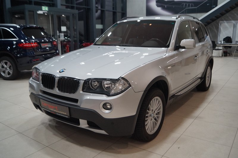 BMW X3 2.0d xDrive|Facelift|PDC|Leder|SHZ|AHK|