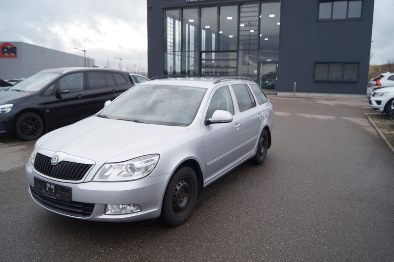 Skoda Octavia Combi Family PDC SHZ AHK KLIMA