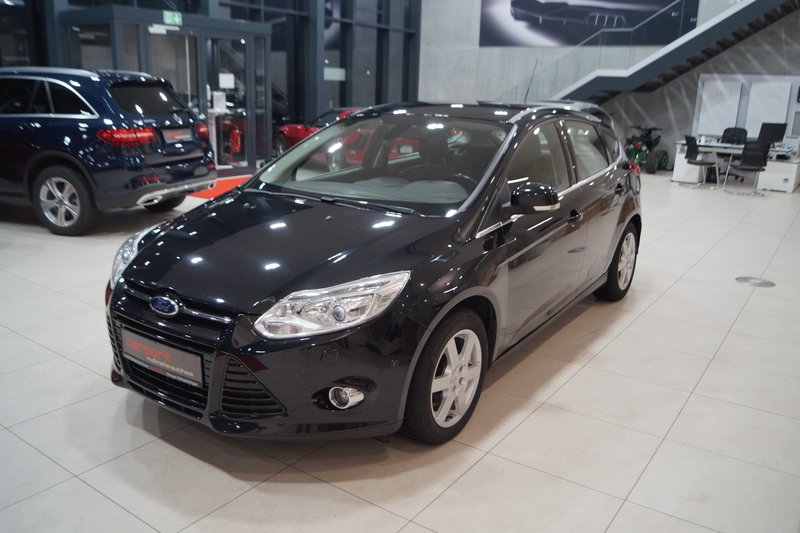 Ford Focus Titanium SHZ PDC TEMPO KLIMA