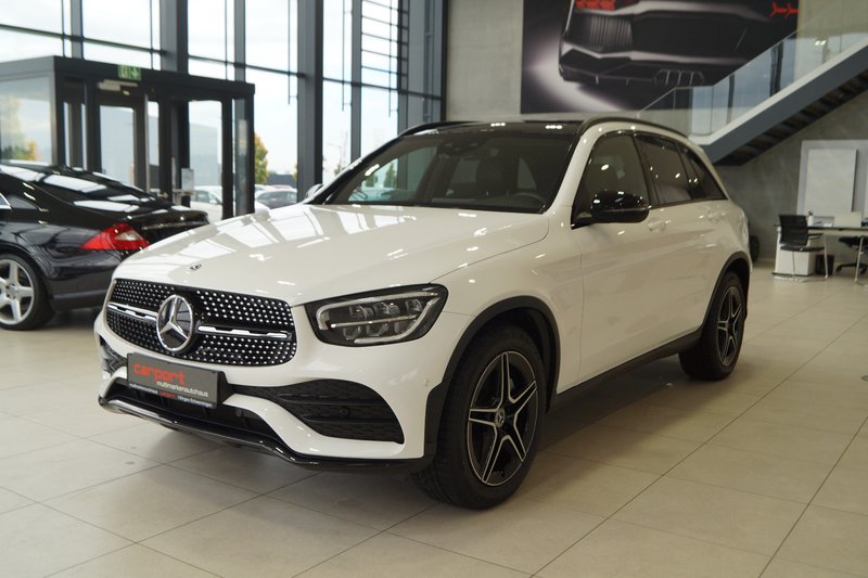 Mercedes-Benz GLC 220 d 4Matic AMG Night Paket LED PANO AHK