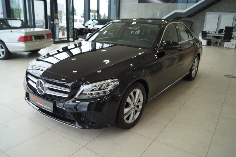 Mercedes-Benz C 220 d Avantgarde LED AUT. KAMERA SPURHALTE