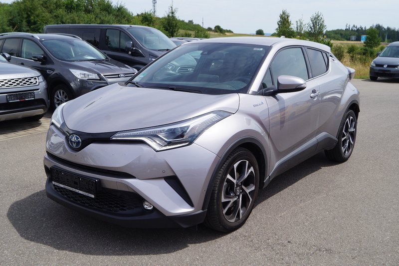 Toyota C-HR Hybrid Team D LED PDC SHZ TEMPO KAM SPURHA.