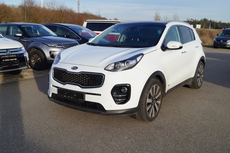 Kia Sportage Spirit 4WD AUT PANO XENON KAM SHZ SPUR