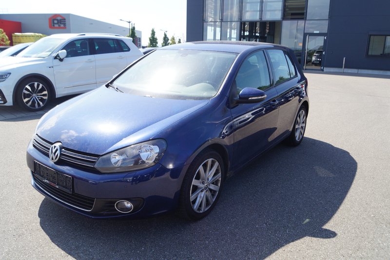 Volkswagen Golf VI Highline DSG ALCANTARA SHZ PDC NAVI