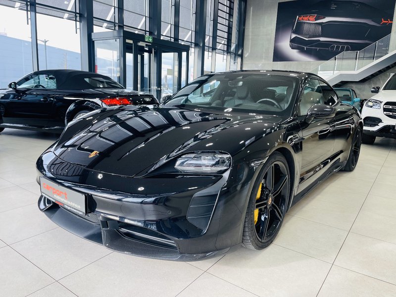 Porsche Taycan Turbo S CARBON LED MATRIX PANO BURMESTER