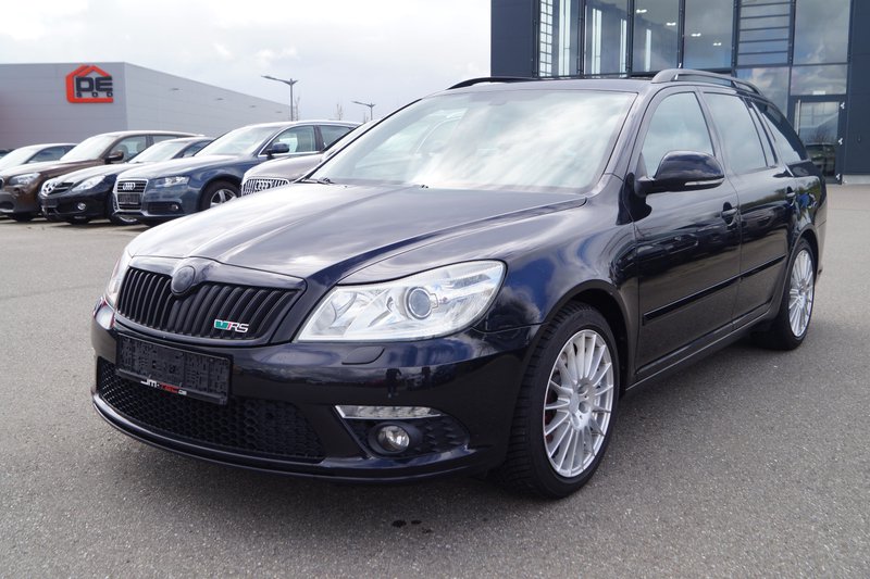Skoda Octavia Combi RS PDC SHZ NAVI TEMPO