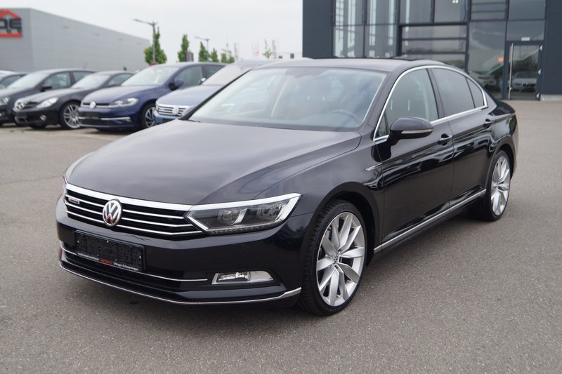 Volkswagen Passat Limo. Highline 4Motion ACC|Virt. COCKPIT|