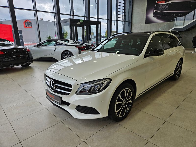 Mercedes-Benz C 400 T 4Matic PANO LED COMAND NIGHT BURM KAM