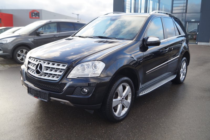 Mercedes-Benz ML 320 Sport 7G-TRONIC Facelift PDC SHZ NAVI