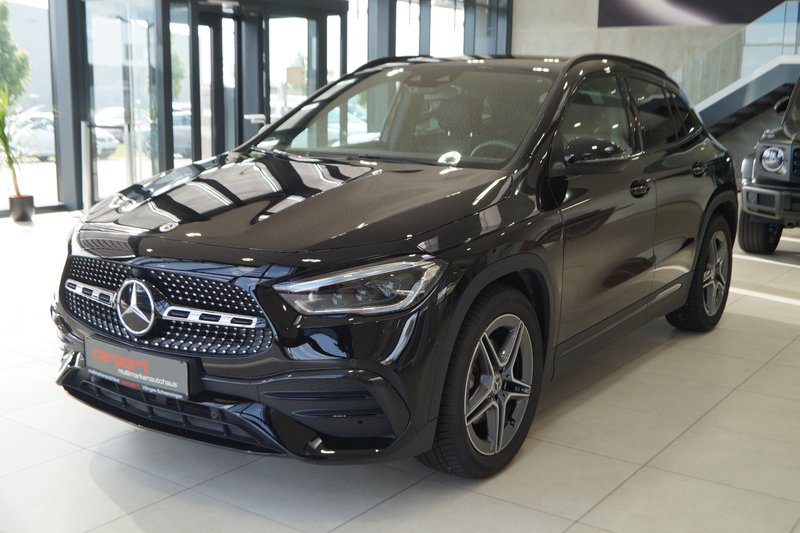 Mercedes-Benz GLA 200 AMG NIGHT MULTIBEAM AUT KAM MBUX ALCAN.
