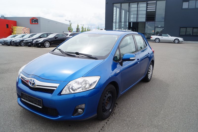 Toyota Auris Hybrid Life KLIMA CVT