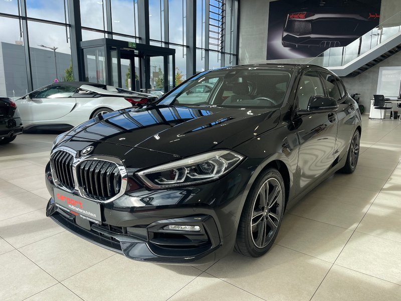 BMW 118i Sport Line F40 LED|Tempo|SHZ|PDC|