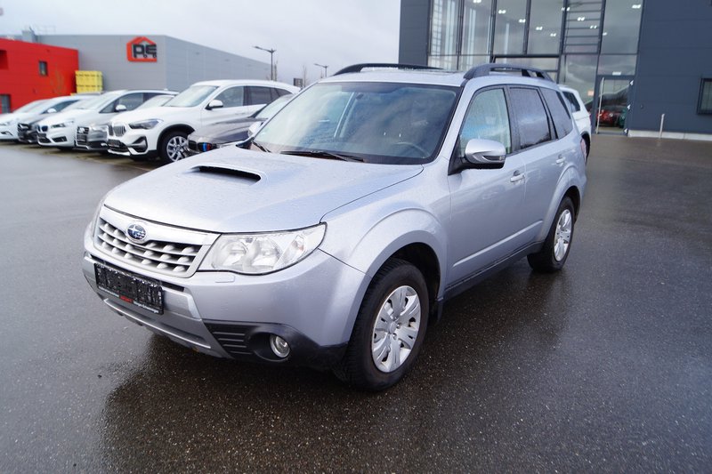 Subaru Forester Exclusive AWD PANO ACC KAM SHZ KEYLESS