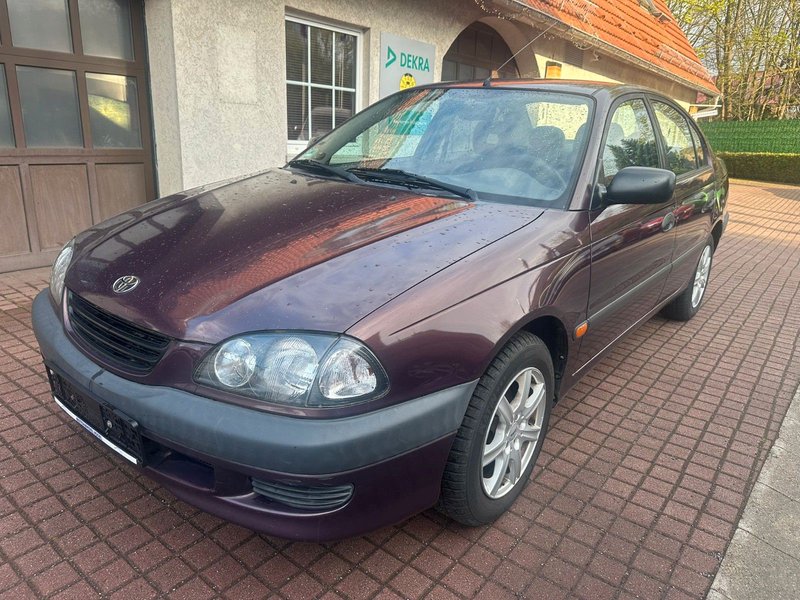 Toyota Avensis LIMO*1.HD*TÜV03.2027