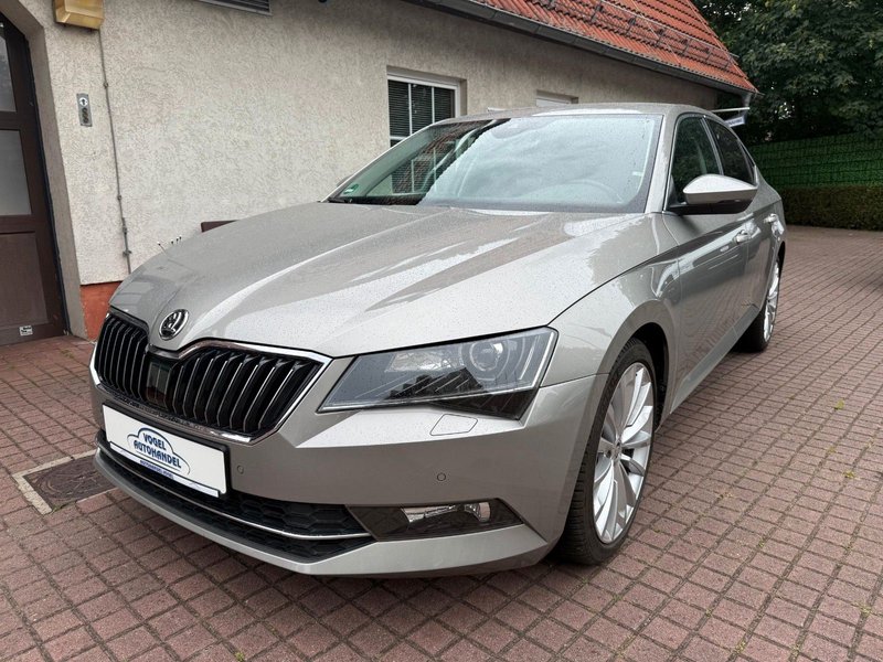Skoda Superb Ambition*DSG*BI-XENON*NAVI*SITZHZG*