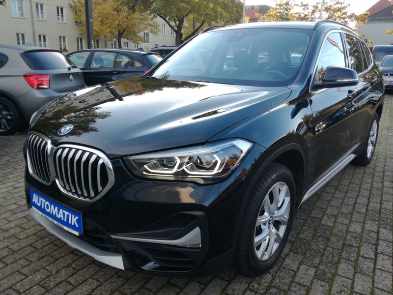 BMW X1 sDrive 20 i xLine*AUT.*PANO*LEDER*LED*NAVI*