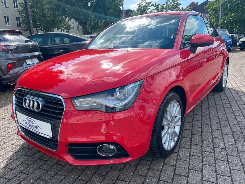Audi A1*S-LINE*SITZHZG*PDC*NAVI*LM*XENON*