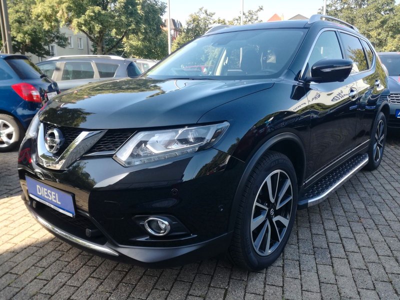 Nissan X-Trail Tekna*AUTOM.*LEDER*PANO*360°CAM*SITZHZG*