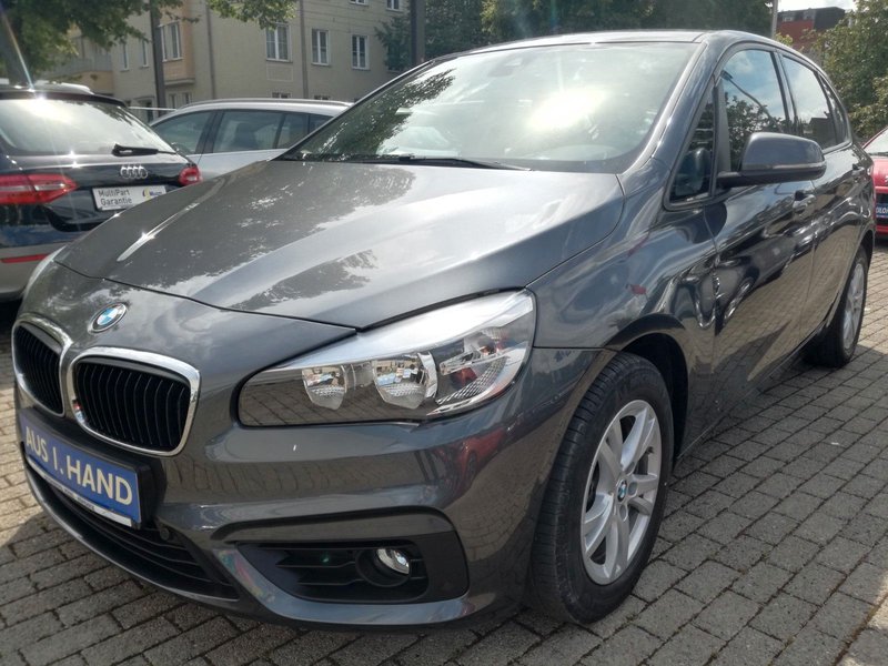 BMW 218 Active Tourer*1.HAND*NAVI*AUTOMATIK*SITZHZG*
