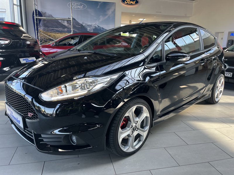 Ford Fiesta ST + Recaro + Leder + Kamera + Milltek