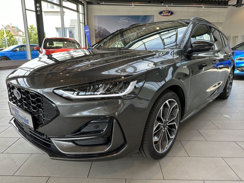Ford Focus Turnier ST-Line ACC + AHK schwenkbar