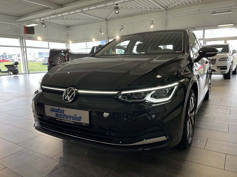 Volkswagen Golf VIII Style eHybrid