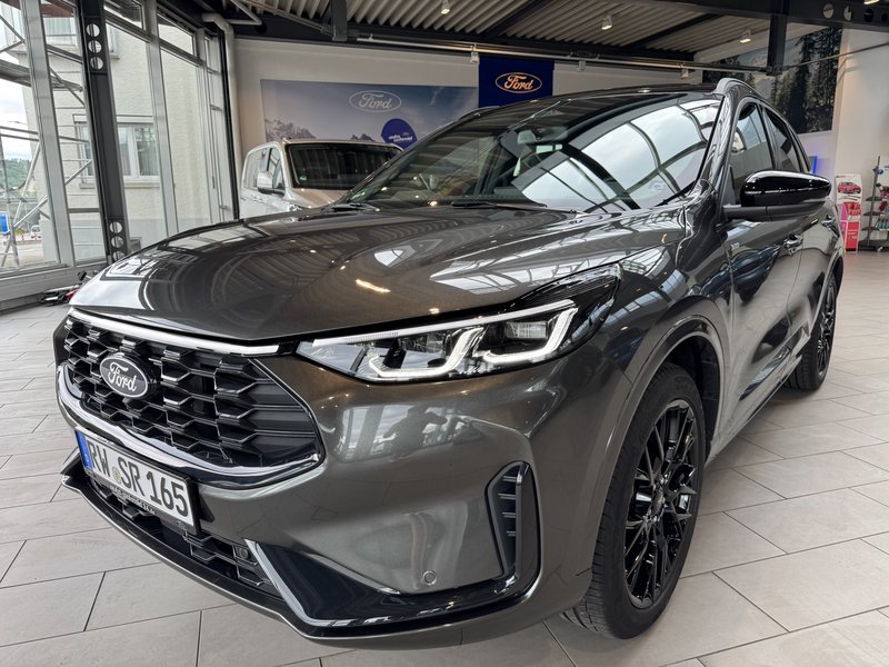 Ford Kuga FHEV Hybrid ST-Line X Black Package AWD