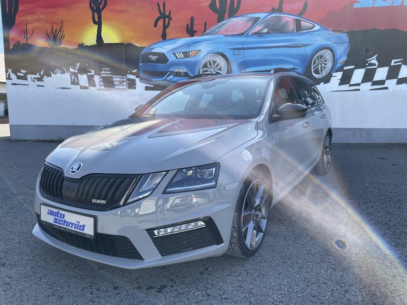 Skoda Octavia Combi RS  + AHK + RFK