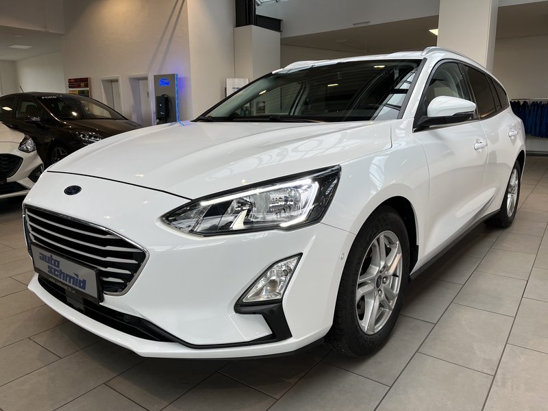 Ford Focus Turnier Cool & Connect AHK schw. + RFK