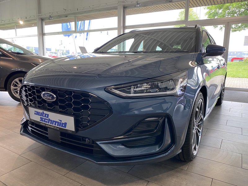 Ford Focus  Turnier ST-Line X AHK + ACC + Leder