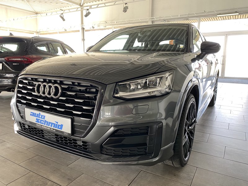 Audi Q2 35 TFSI sport S Line Plus + Panorama + LED