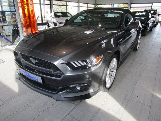 Ford Mustang Convertible GT