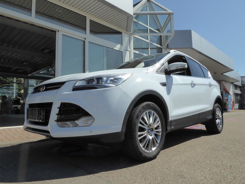 Ford Kuga Titanium Navi Ahk Panoramadach Bi Xenon Gebraucht Kaufen In Herrenberg Preis Eur Int Nr Verkauft