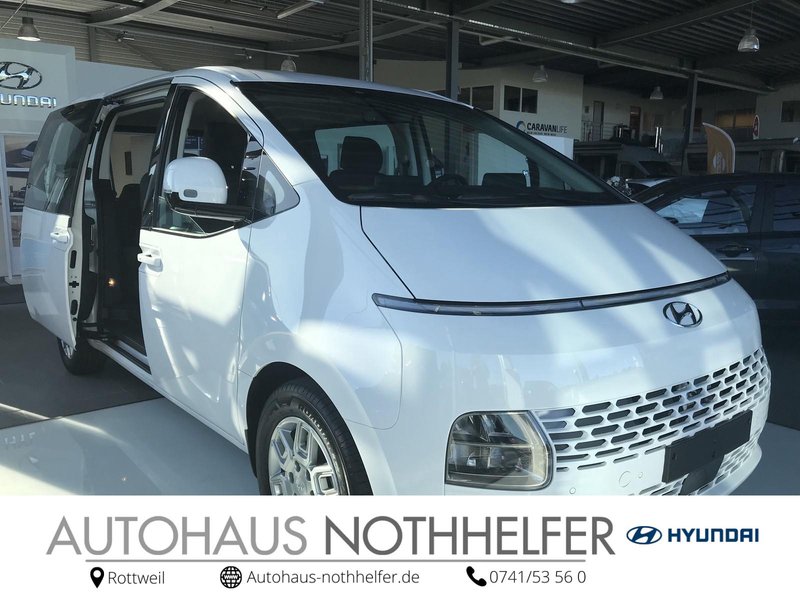 Hyundai STARIA 9-Sitzer / Multifunktionslenkrad / Navi / Apple CarPlay/Android