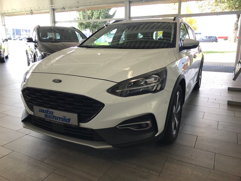 Ford Focus Turnier Active LED + ACC
