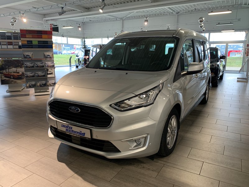 Ford Grand Tourneo Connect Titanium + AHK + Bi-Xenon