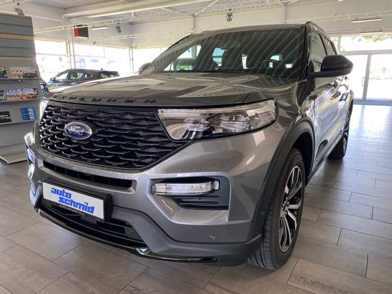 Ford Explorer ST-Line Plug-in-Hybrid 4x4 AHK abnehmbar